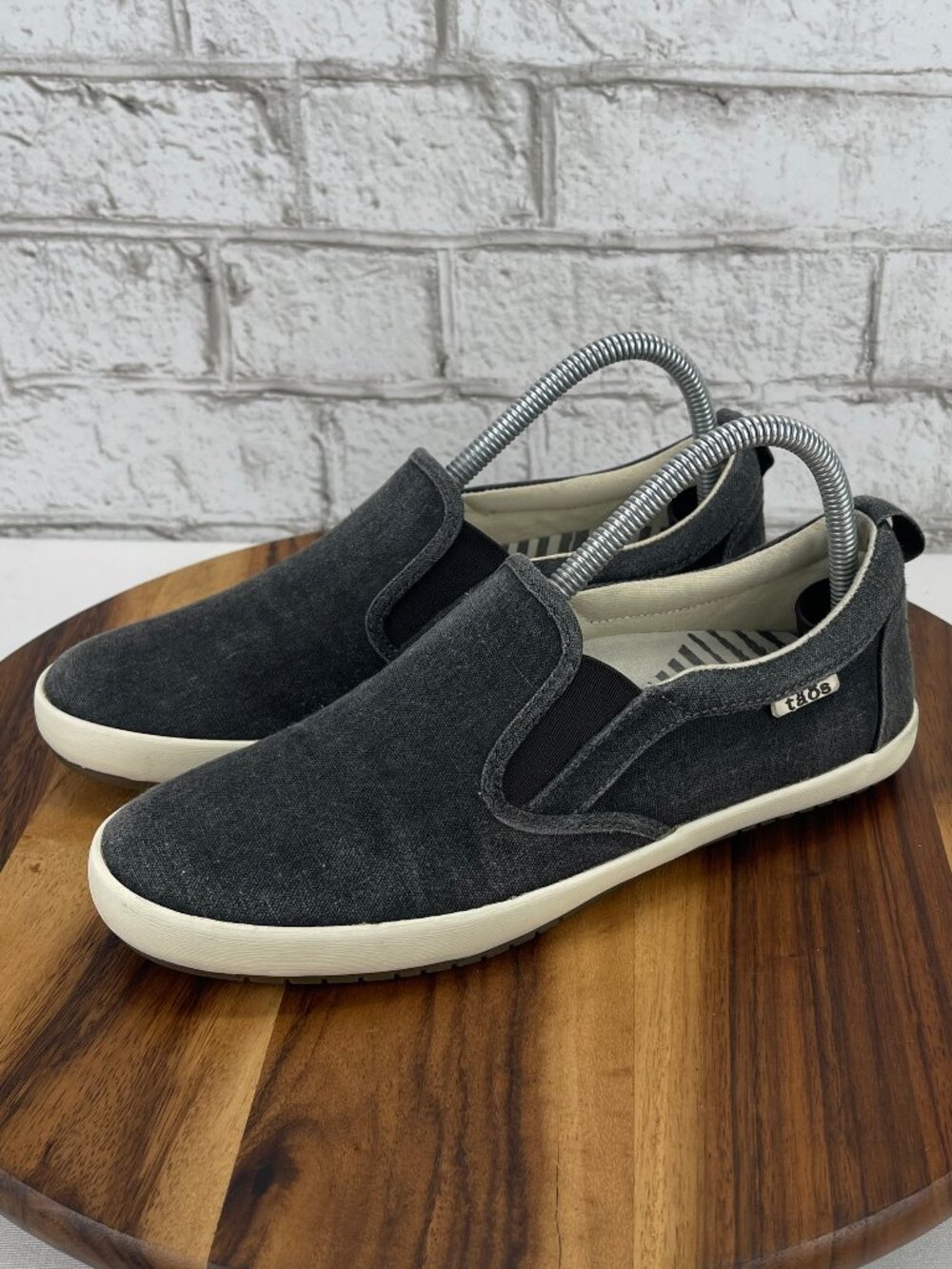 Taos Dandy Womens 8.5 Charcoal Gray Washed Canvas Slip On Comfort Shoes DND13455